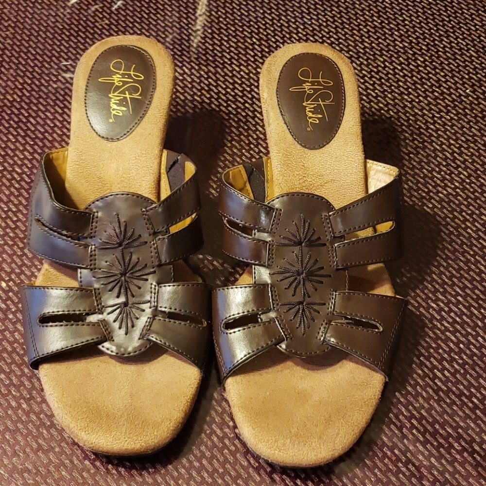 Ladies mules
